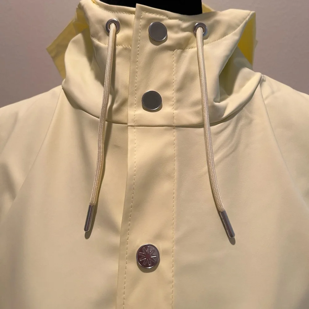Rains Long Waterproof Unisex Jacket in Straw Size Small NWT - Picture 11 of 12